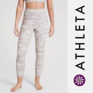 Athleta Taupe Camo Elation 7/8 Leggings Meduim